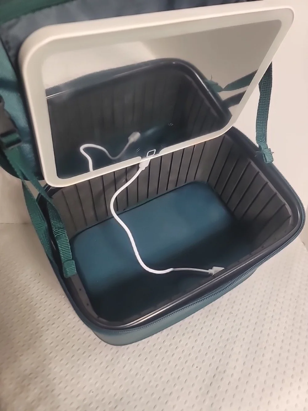 Makeup Train Case with LED Mirror - Teal